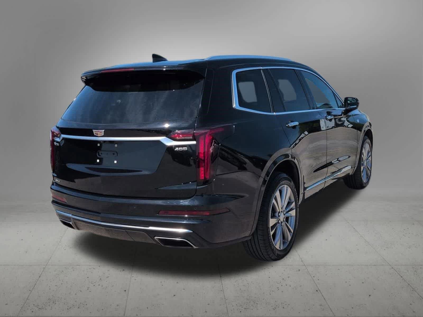 Used 2023 Cadillac XT6 Premium Luxury AWD/4WD image 6