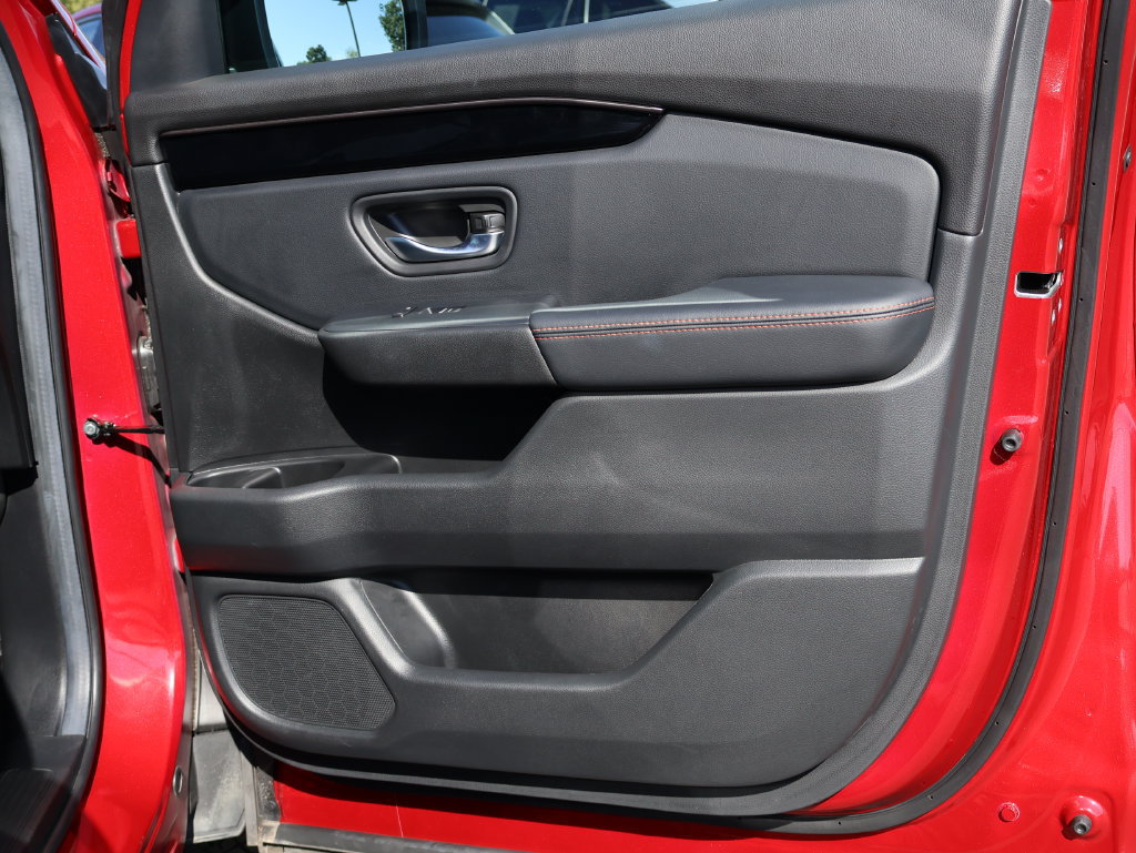 Certified 2025 Honda Pilot TrailSport image 11