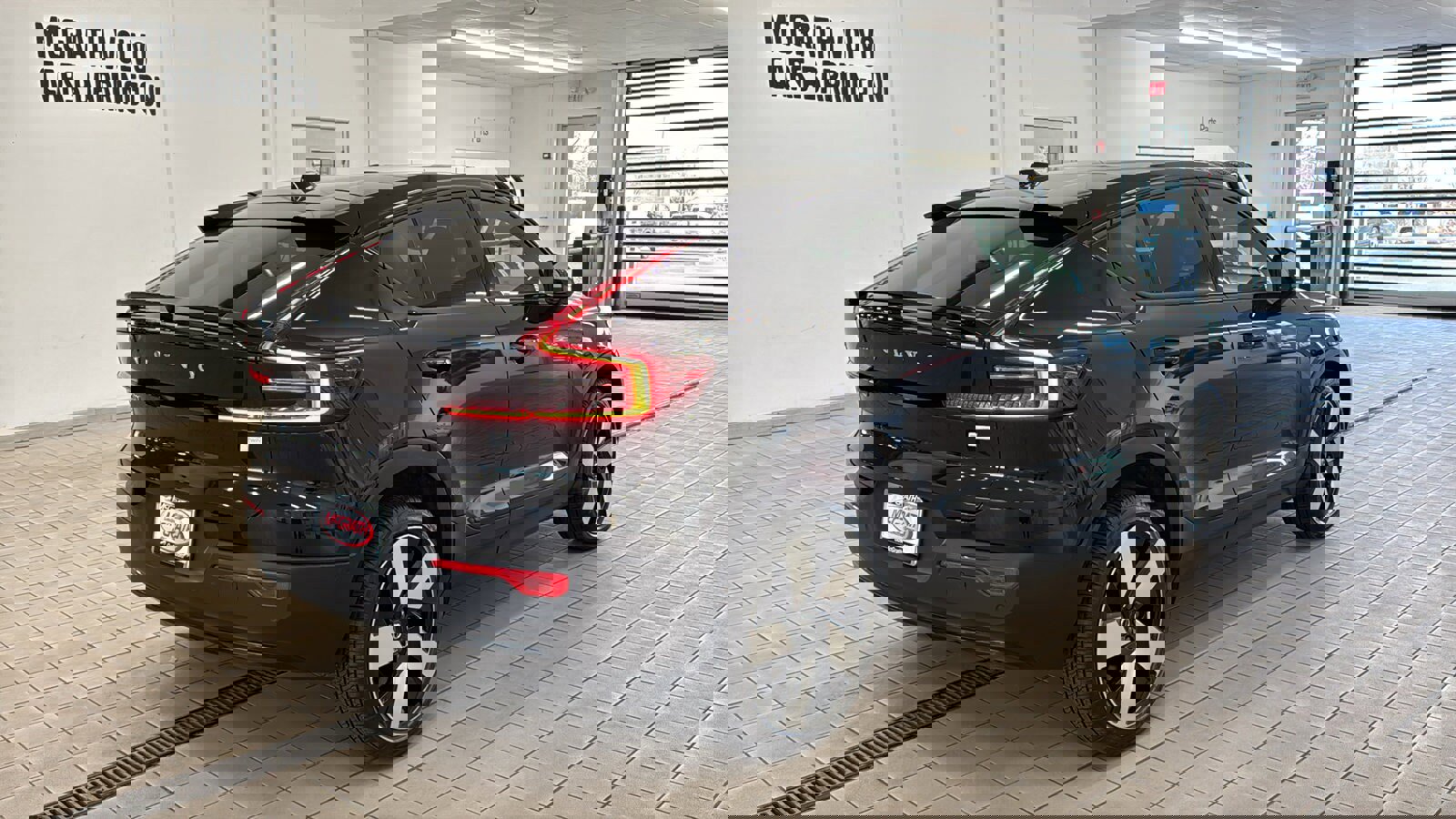 Used 2023 Volvo C40 P8 Recharge Ultimate image 5