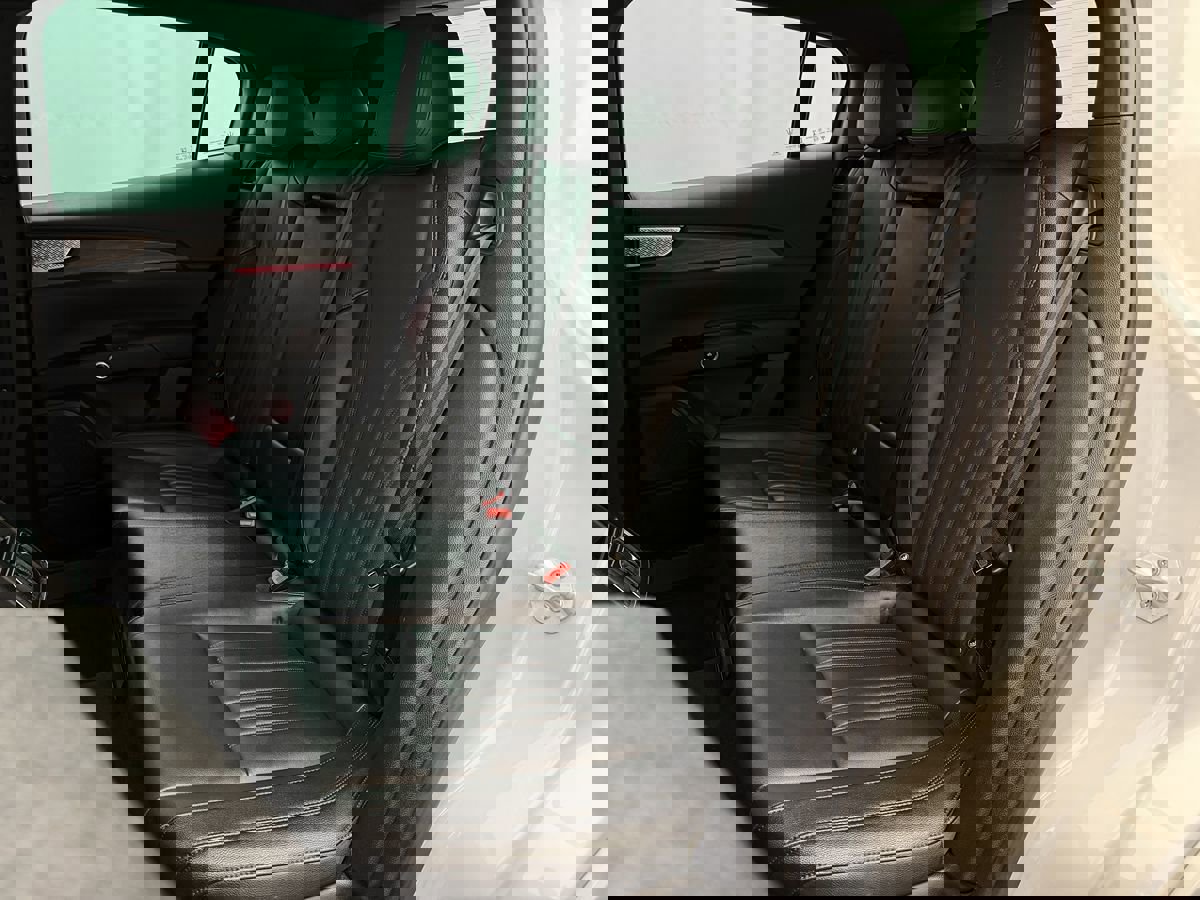 Used 2024 Maserati Grecale Modena image 36