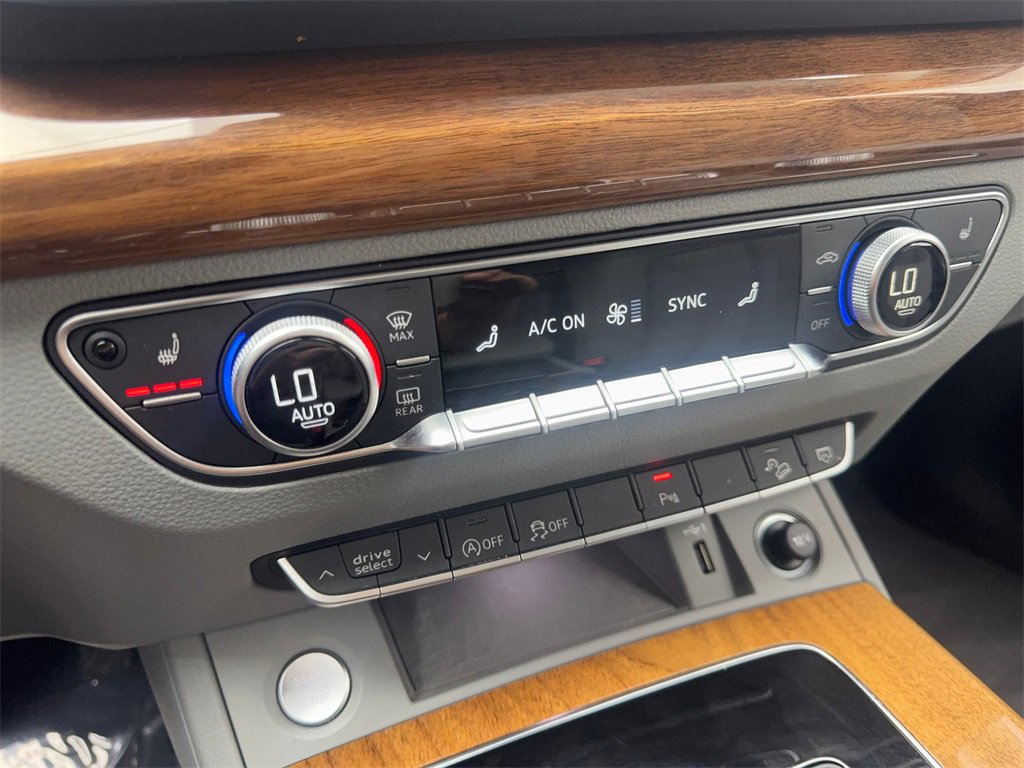 Used 2022 Audi Q5 2.0T Premium w/ Convenience Package image 67