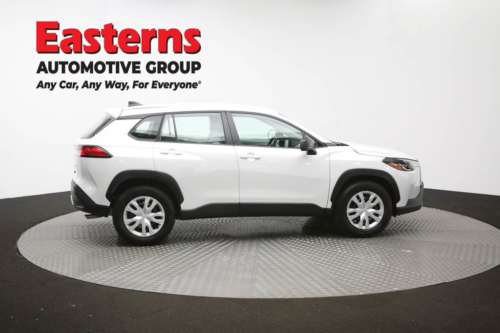 Used 2024 Toyota Corolla Cross L AWD/4WD image 43