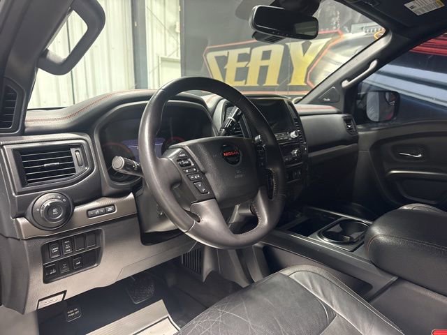 Used 2021 Nissan Titan PRO-4X w/ Pro-4x Convenience Package image 6