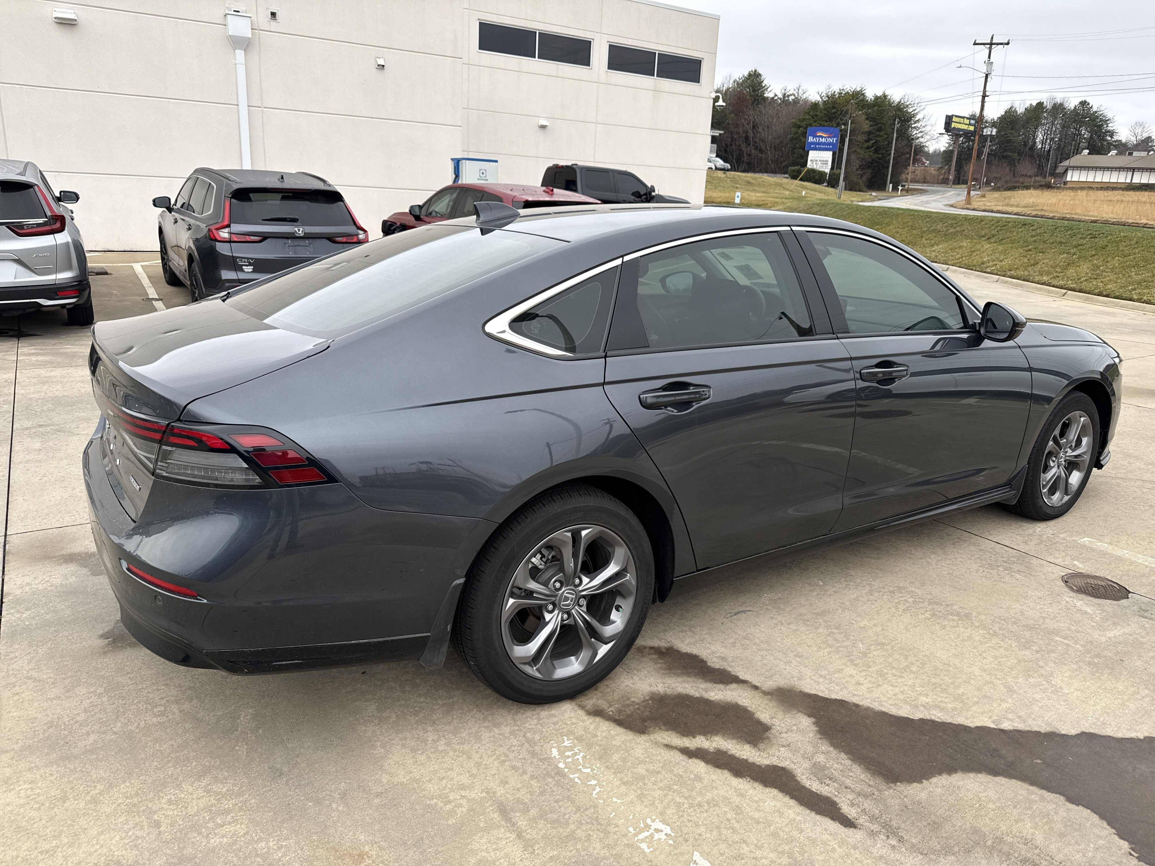 Used 2023 Honda Accord EX-L image 10