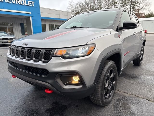 Used 2023 Jeep Compass Trailhawk image 9