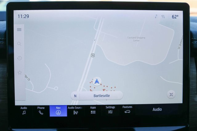 Used 2024 Ford Expedition Limited image 34