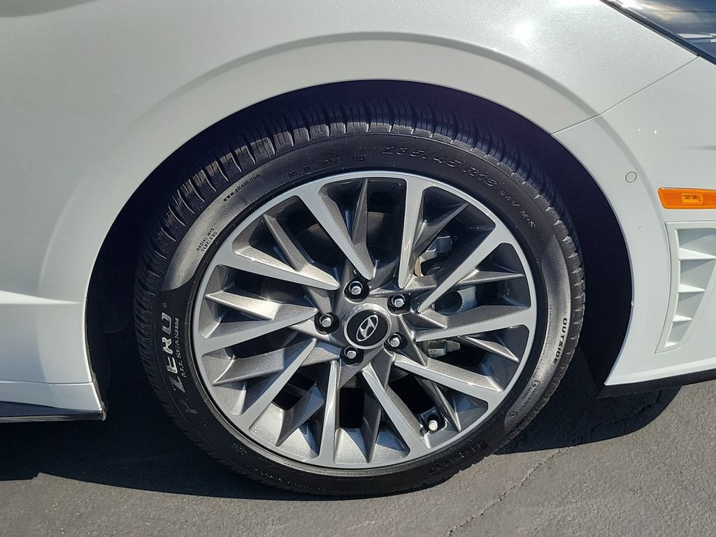 Used 2020 Hyundai Sonata Limited w/ Cargo Package FWD image 6