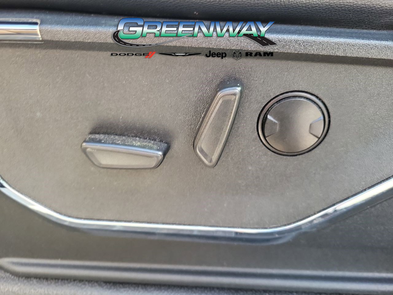 Used 2023 Ford F250 Lariat w/ Sport Appearance Package AWD/4WD image 18