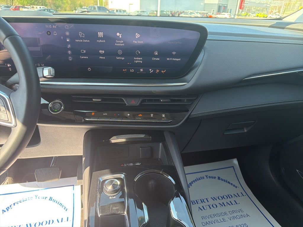 Used 2025 Buick Envision Preferred image 12