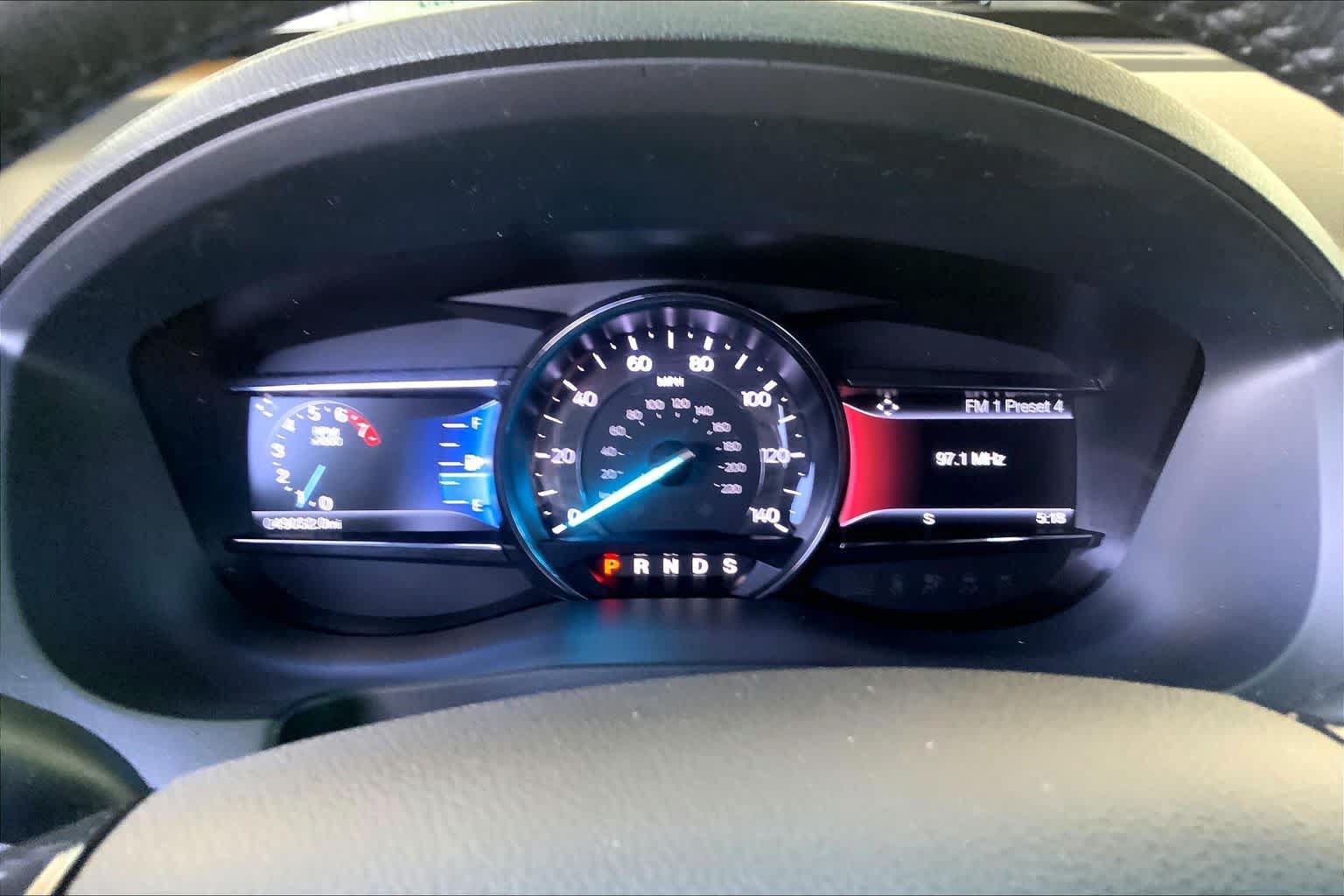 Used 2017 Ford Explorer XLT w/ Equipment Group 202A FWD image 25