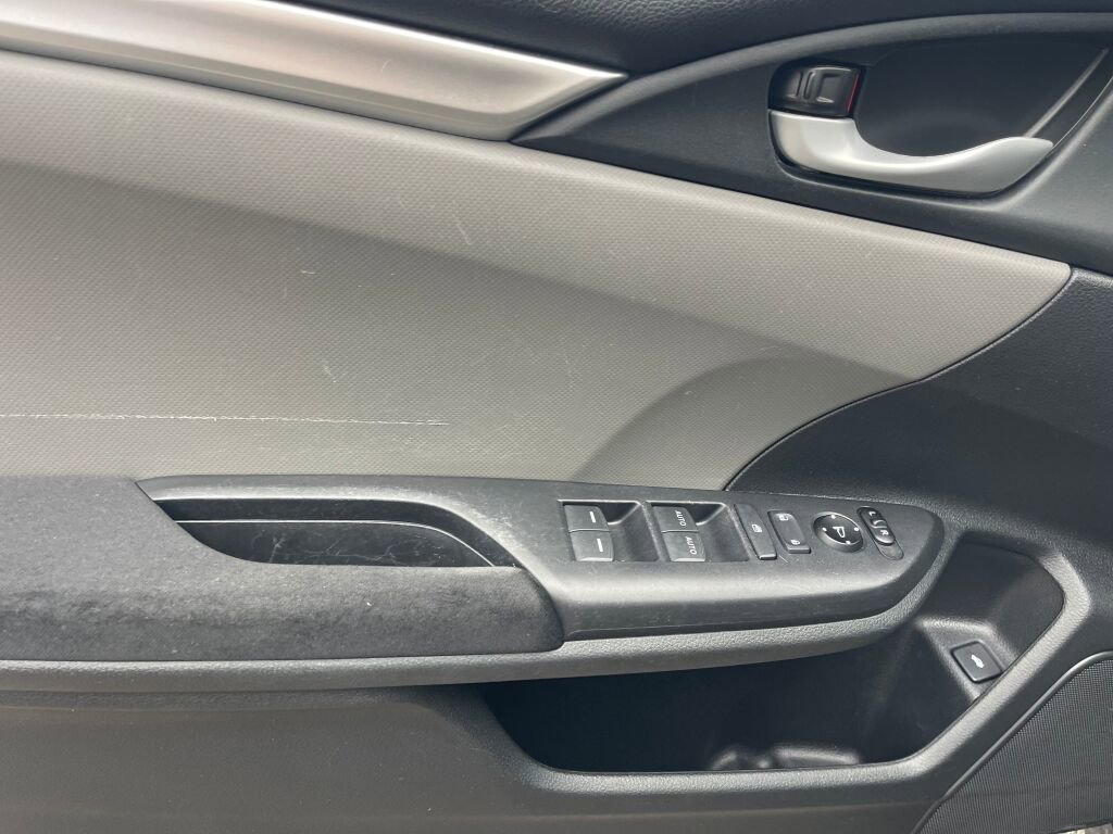 Used 2020 Honda Civic LX image 10