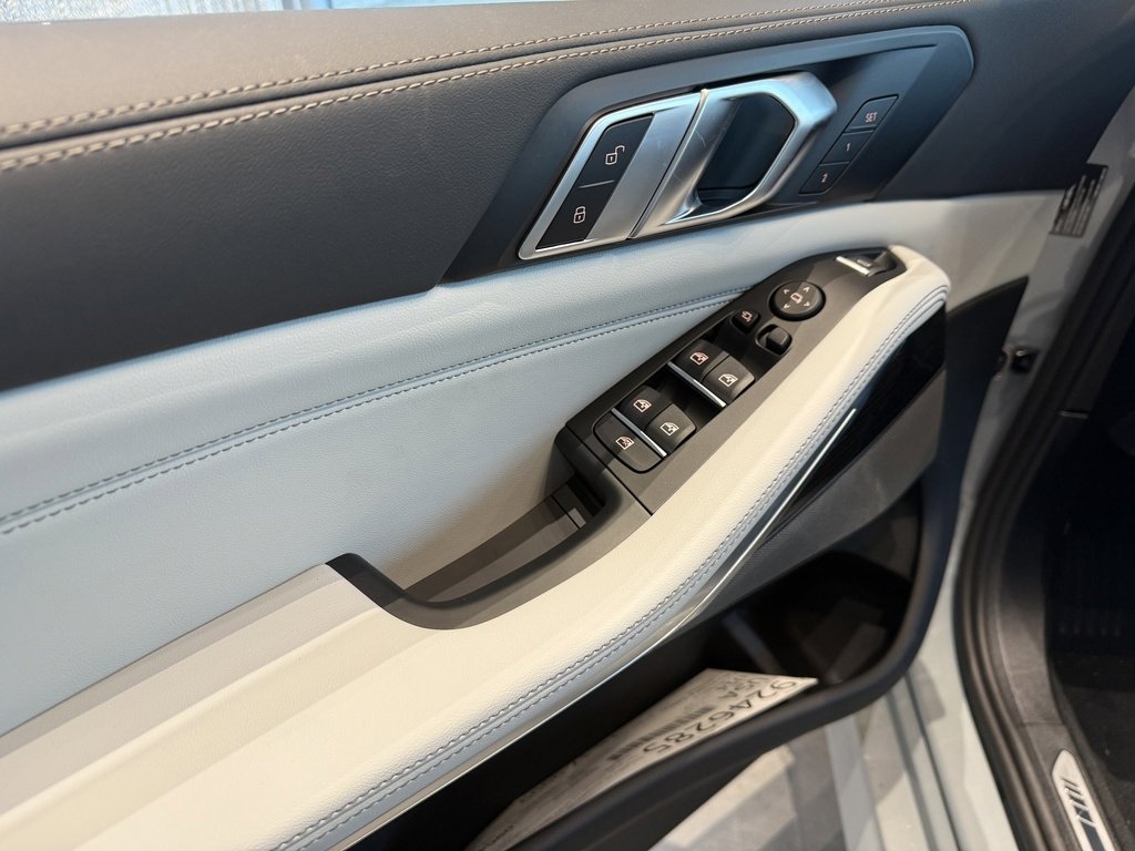 New 2026 BMW X5 xDrive40i w/ M Sport Package image 11