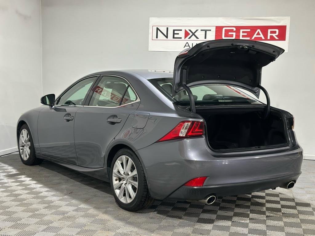 Used 2015 Lexus IS 250 image 38