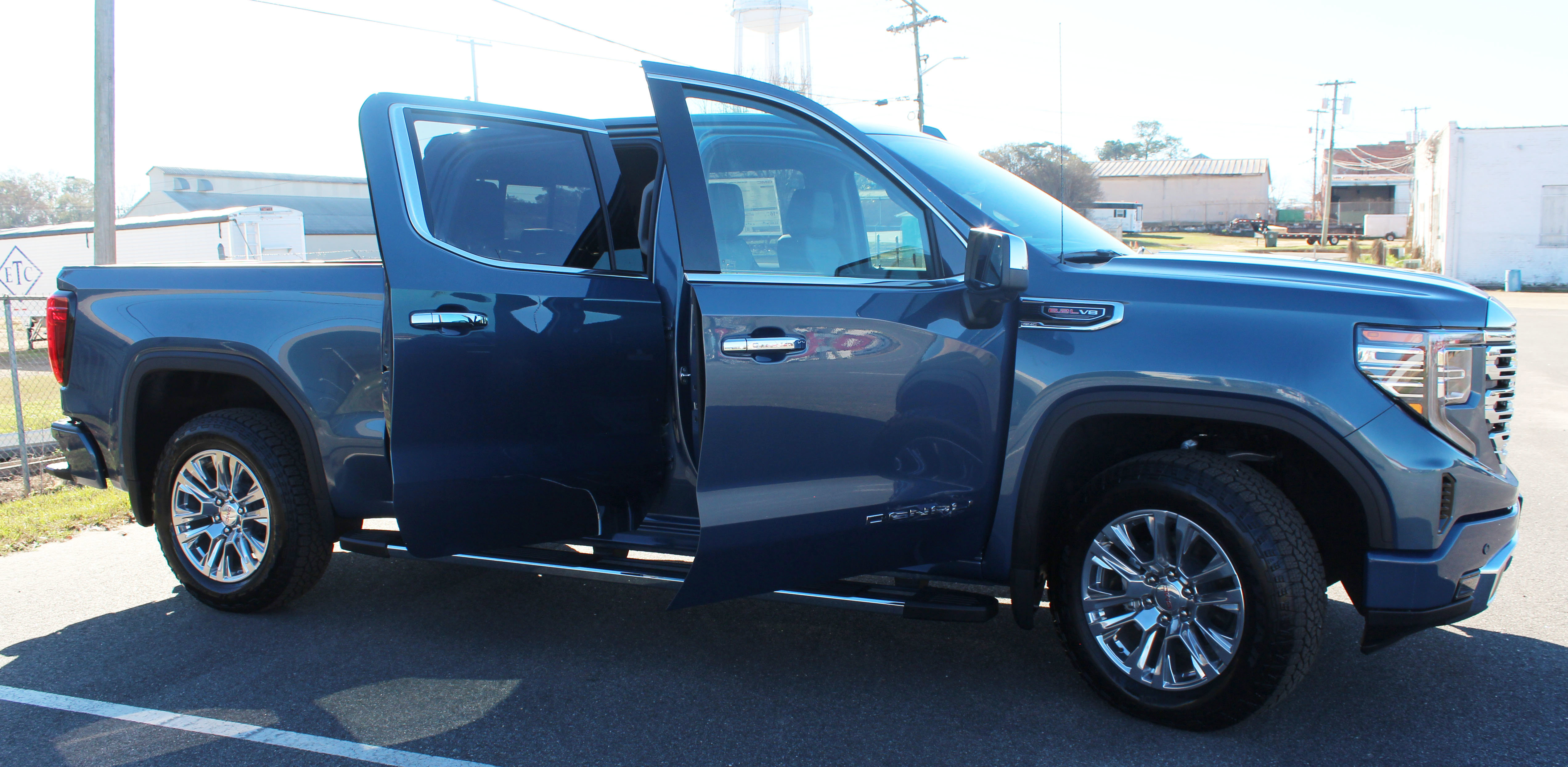 New 2026 GMC Sierra 1500 Denali w/ Technology Package image 10