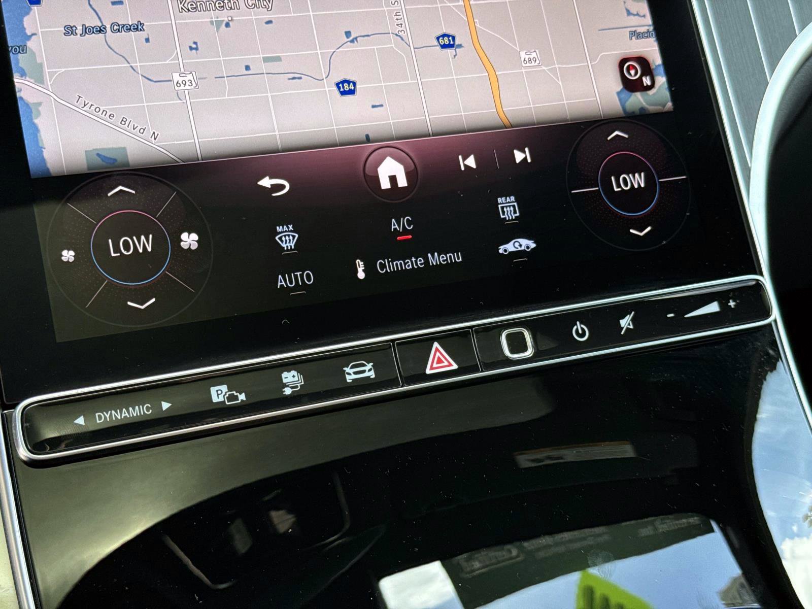 Certified 2025 Mercedes-Benz GLC 350e 4MATIC image 26