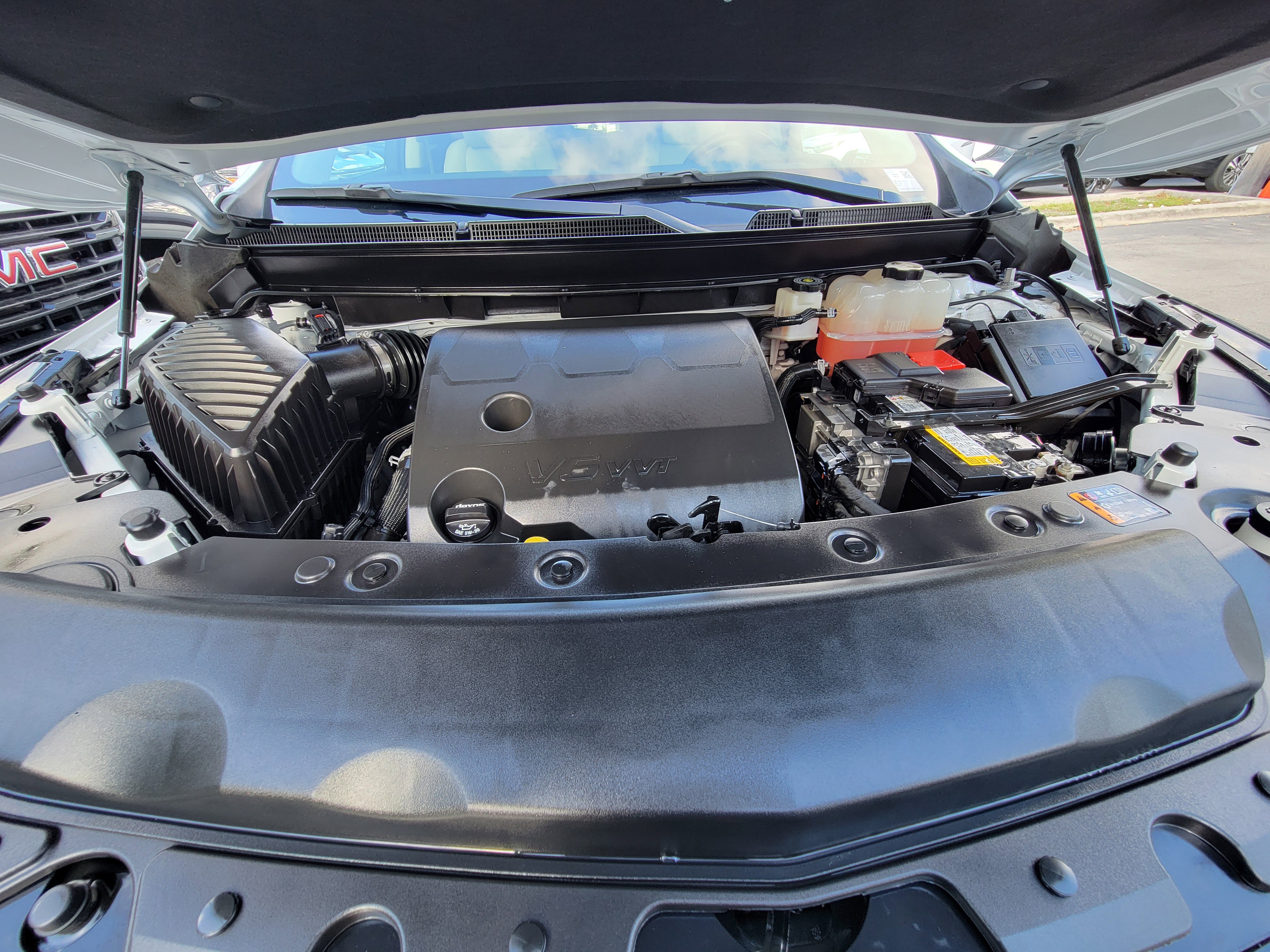 Used 2024 Buick Enclave Premium image 27