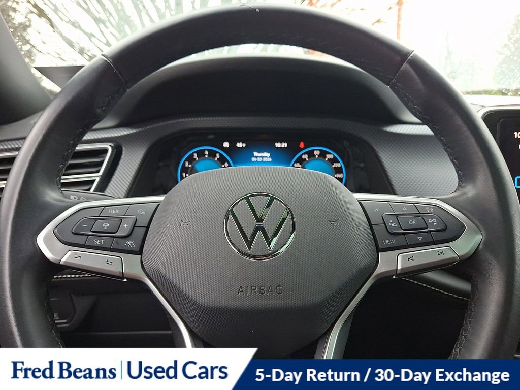 Certified 2024 Volkswagen Atlas Cross Sport SEL R-Line image 21