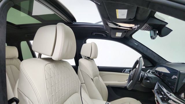 Used 2026 BMW X7 M60i AWD/4WD image 20
