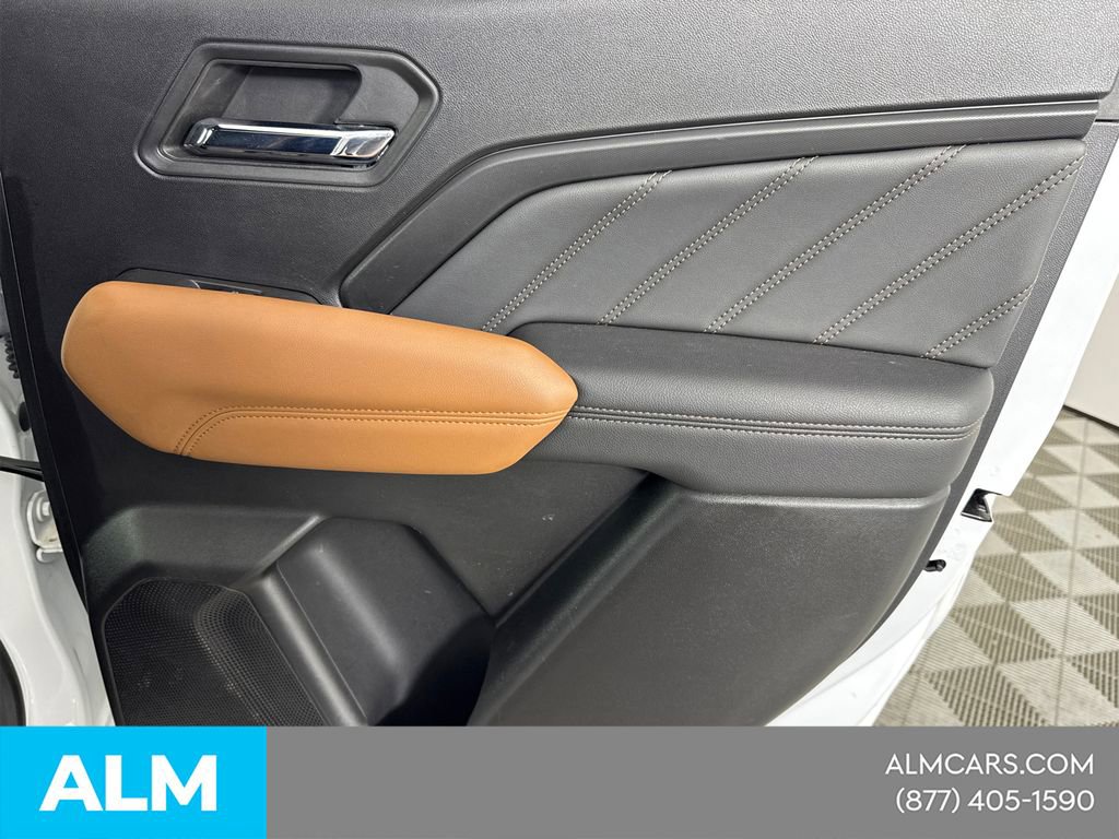 Used 2024 GMC Canyon AT4 image 20