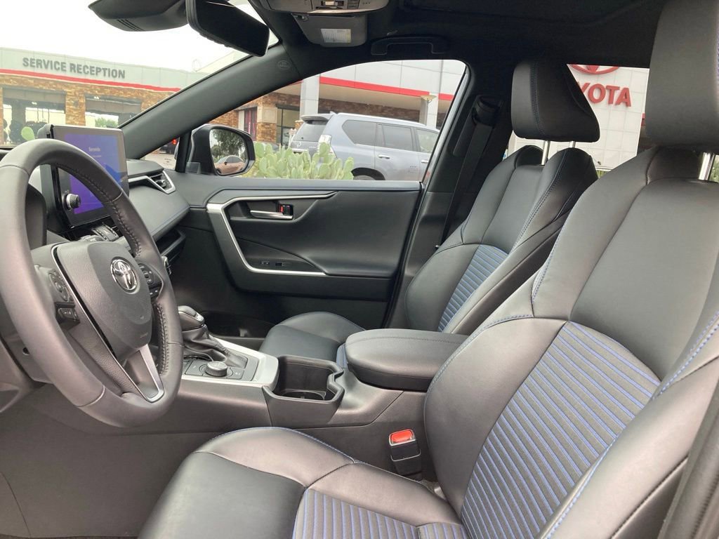 Used 2024 Toyota RAV4 XSE AWD/4WD image 10