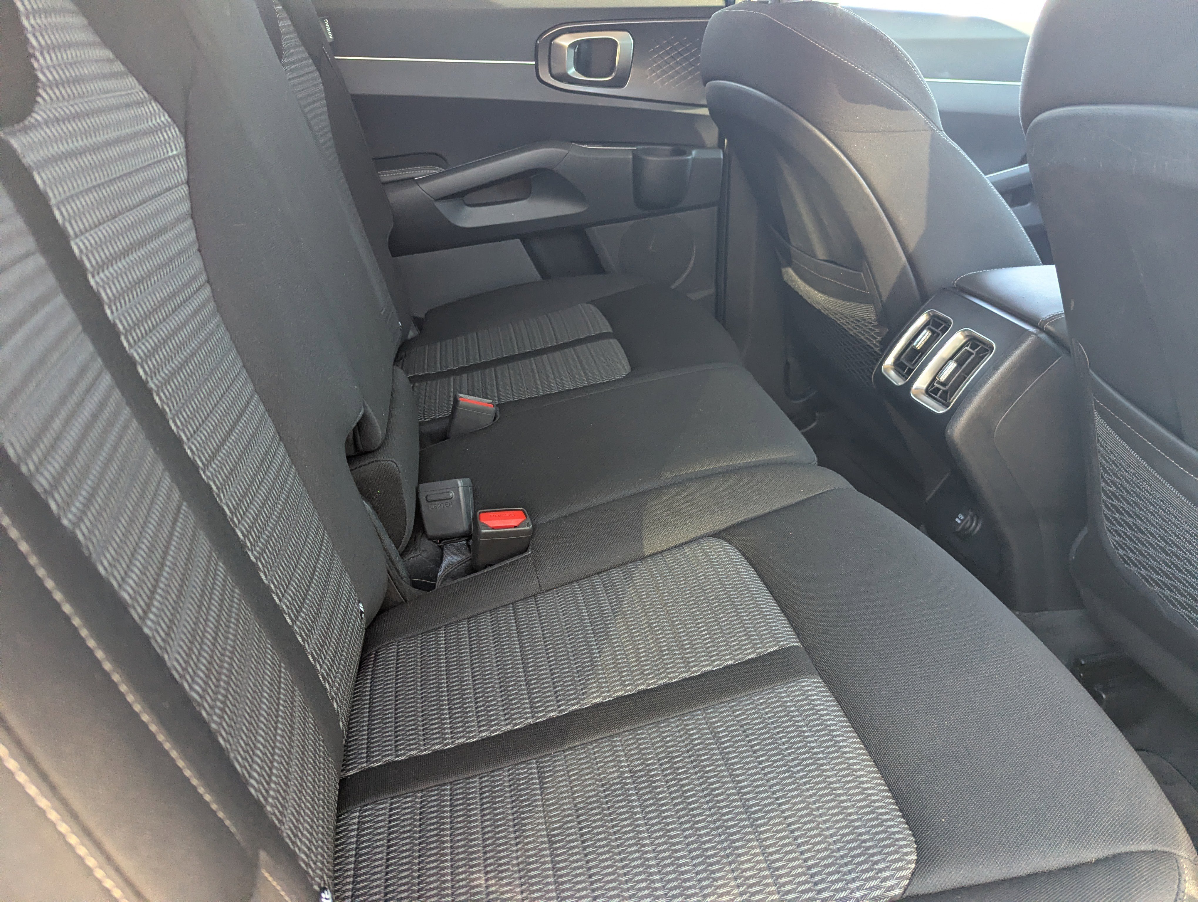 Certified 2025 Kia Sorento LX image 11