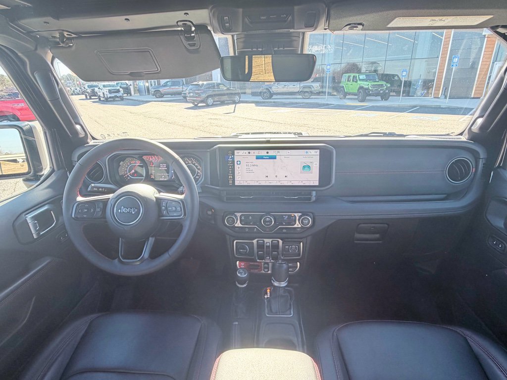 Used 2024 Jeep Wrangler Rubicon w/ XTREMEE 35" Tire Package image 18