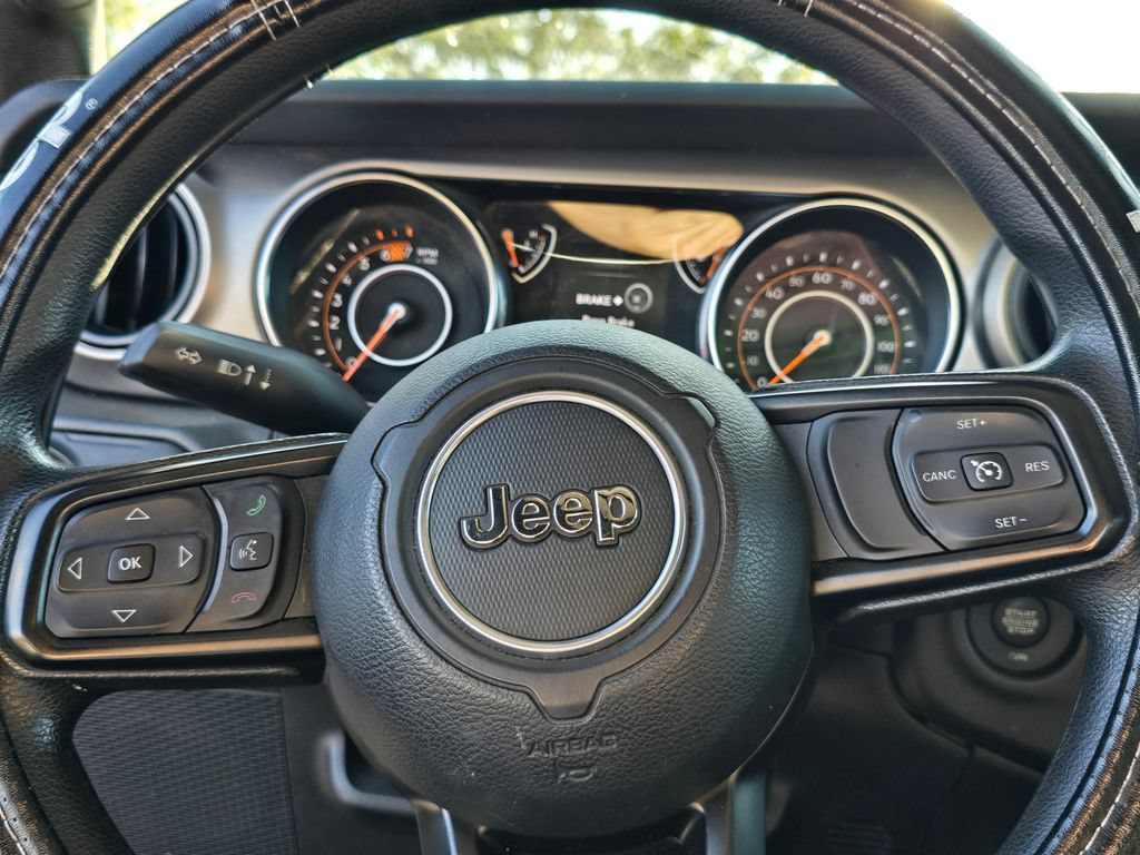 Used 2018 Jeep Wrangler Sport AWD/4WD image 19
