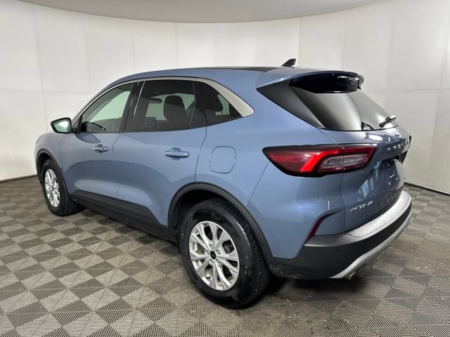 Used 2023 Ford Escape Active image 5