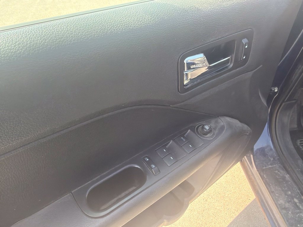 Used 2007 Ford Fusion SE FWD image 11