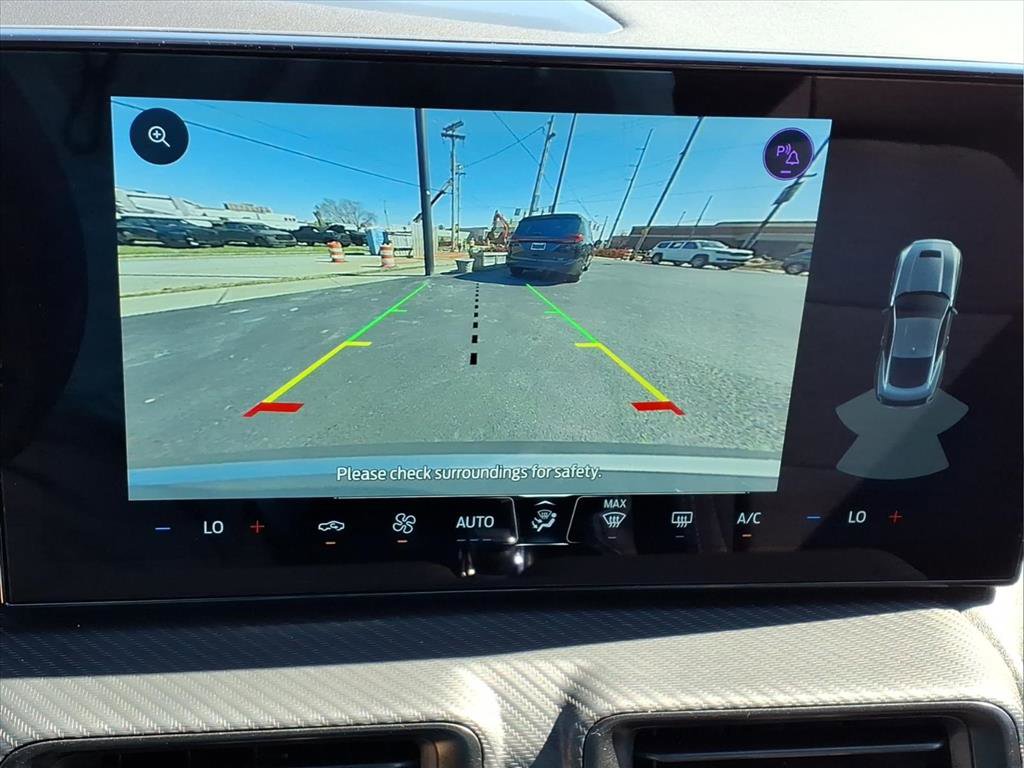 Used 2025 Ford Mustang Coupe image 24