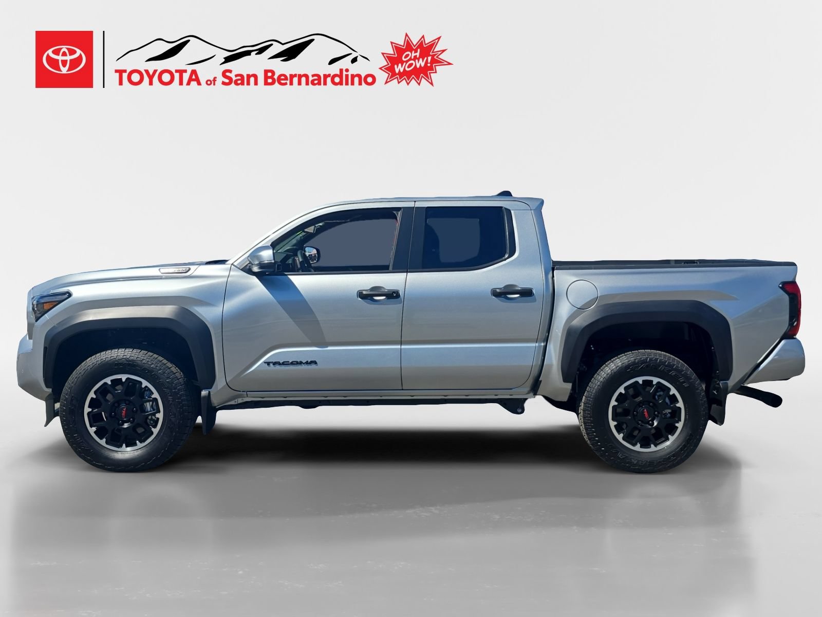 Certified 2025 Toyota Tacoma TRD Off-Road w/ TRD Off Road Upgrade Package AWD/4WD image 2