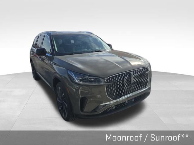 Used 2025 Lincoln Aviator Reserve w/ Equipment Group 201A image 3