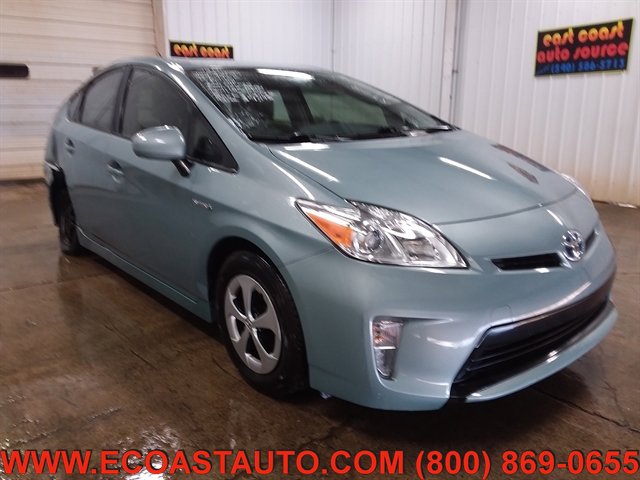 Used 2014 Toyota Prius Two FWD image 1