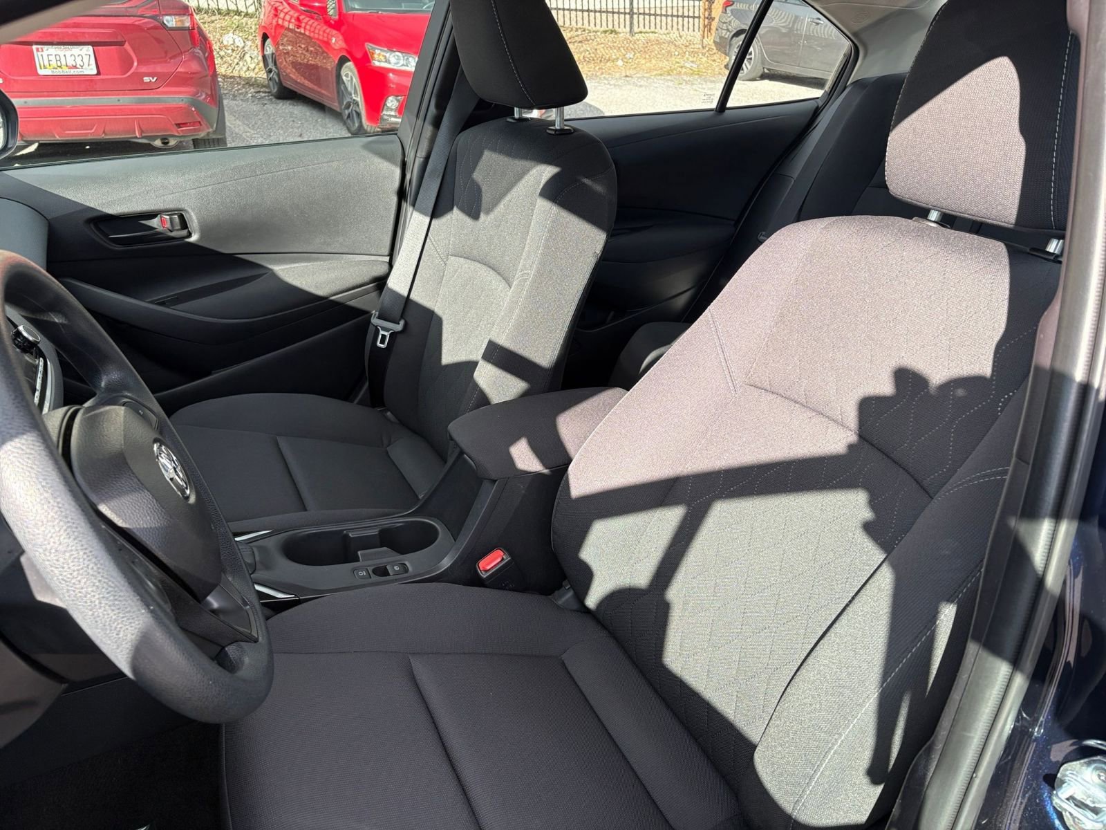 Used 2025 Toyota Corolla LE image 36