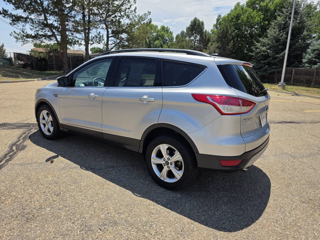 Used 2014 Ford Escape SE w/ Equipment Group 201A FWD image 3