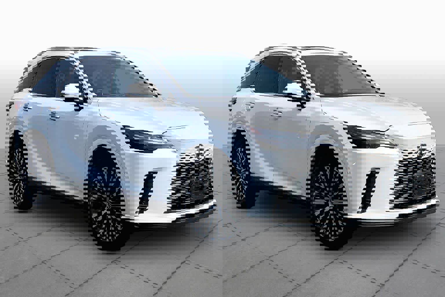 Used 2023 Lexus RX 350 Premium Plus w/ Accessory Package image 3