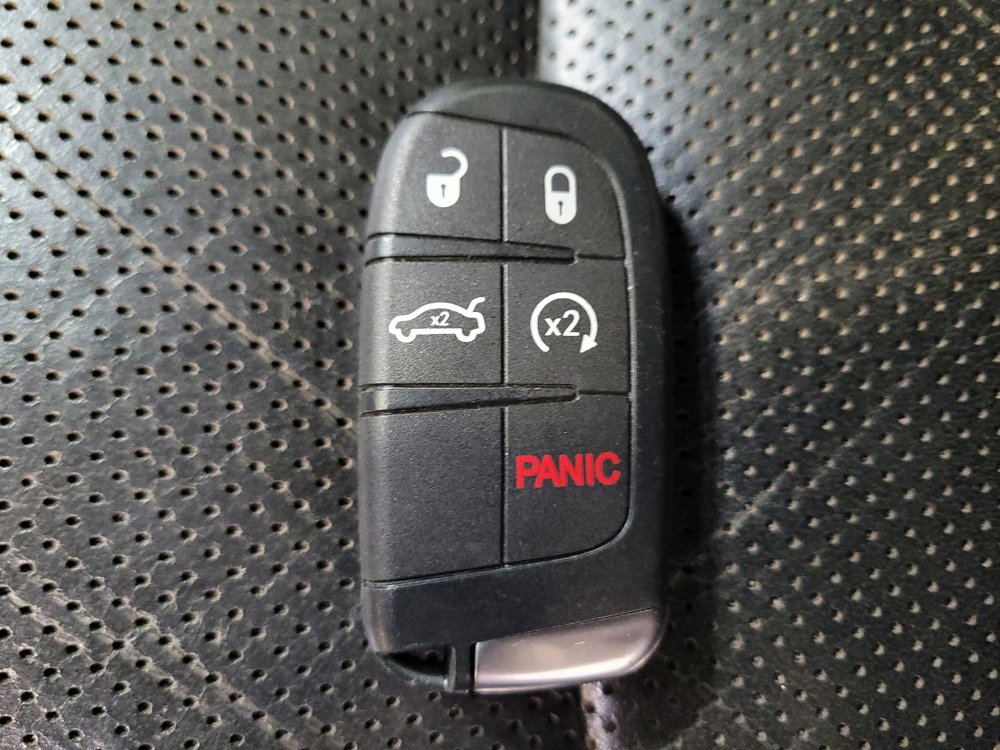 Used 2018 Dodge Journey GT FWD image 32
