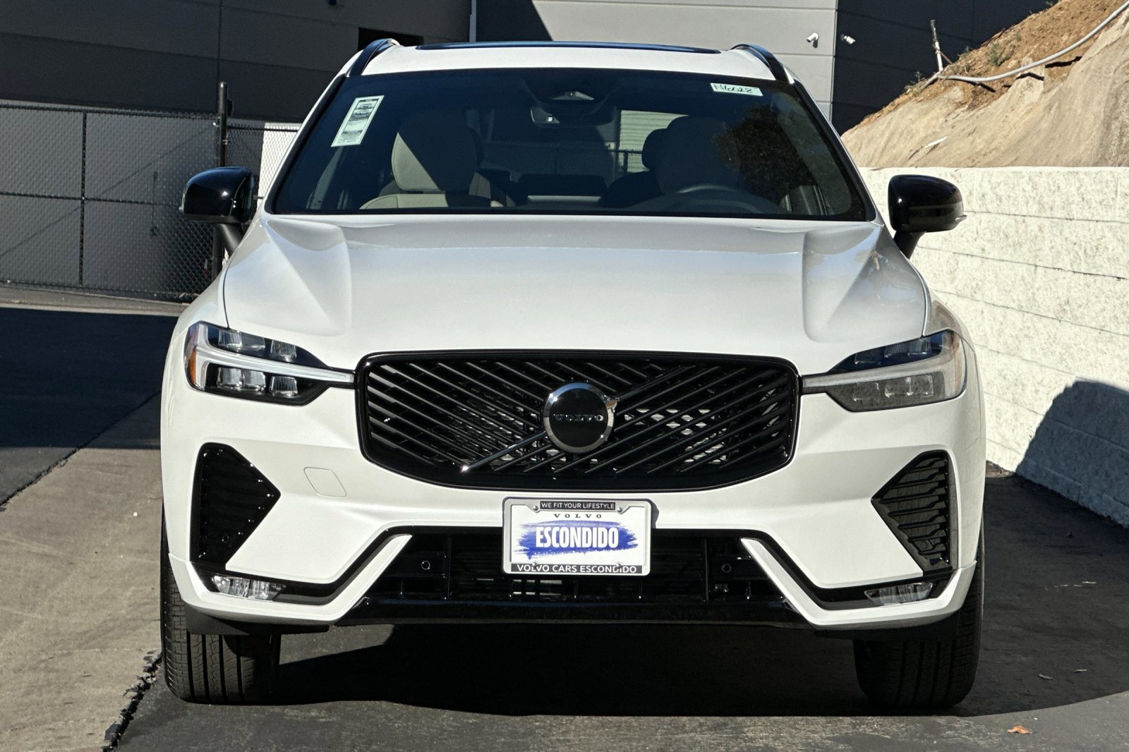 New 2026 Volvo XC60 B5 Core image 3