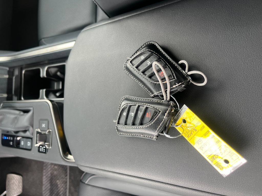 Used 2024 Lexus GX 550 w/ Accessory Package (2T) AWD/4WD image 27