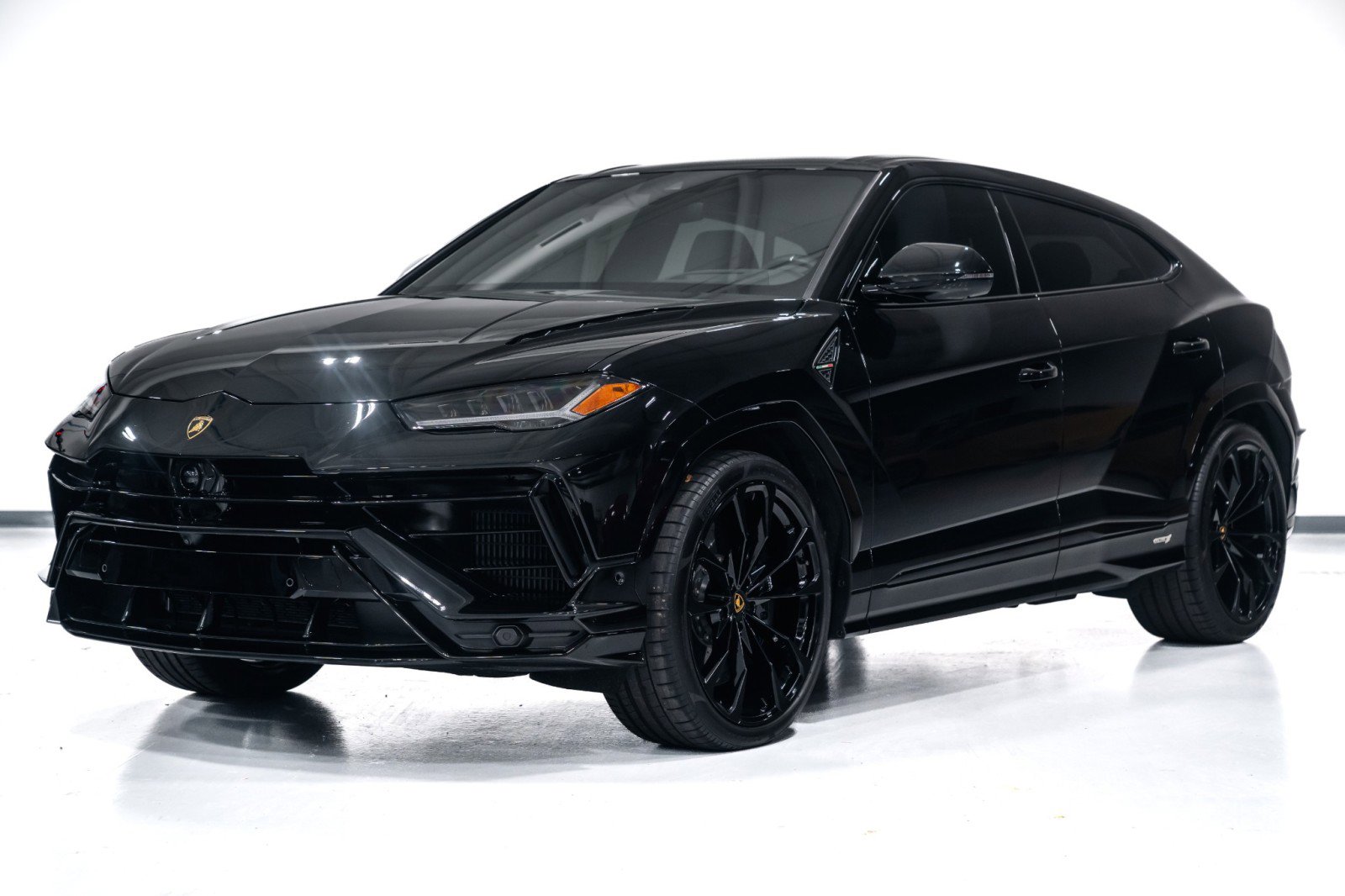 Used 2024 Lamborghini Urus S image 4
