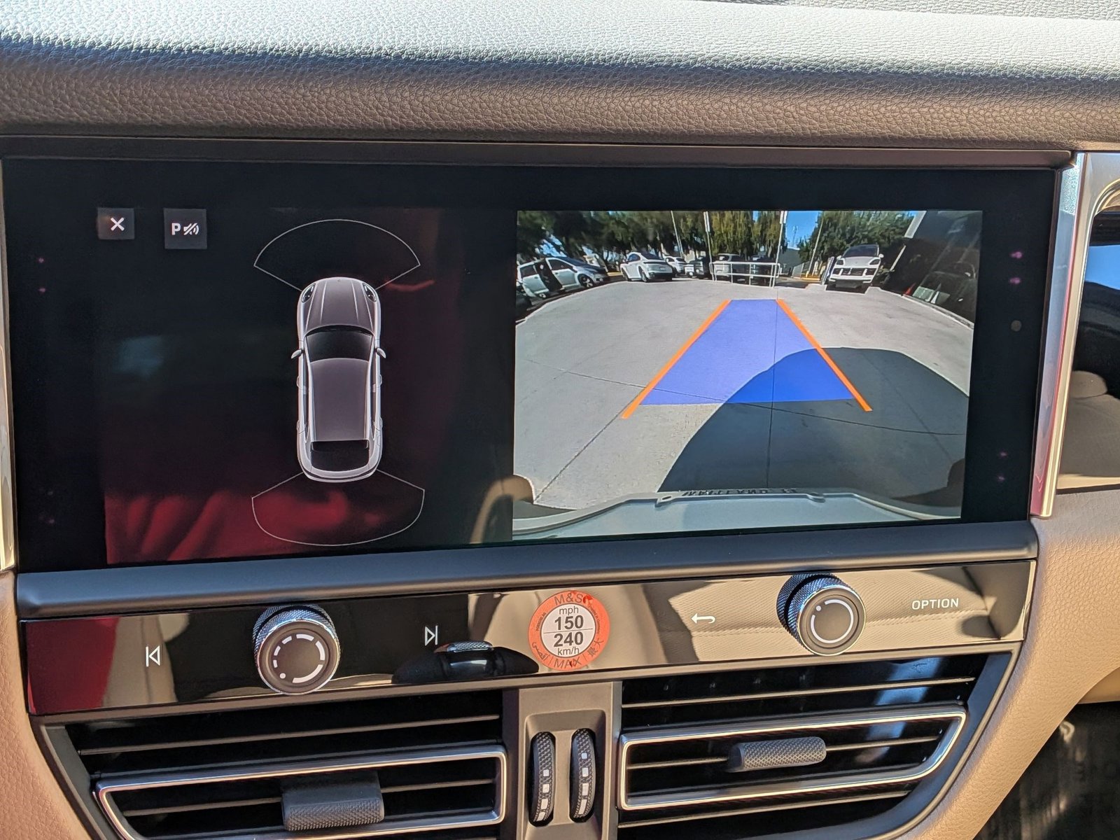 New 2026 Porsche Macan AWD/4WD image 19
