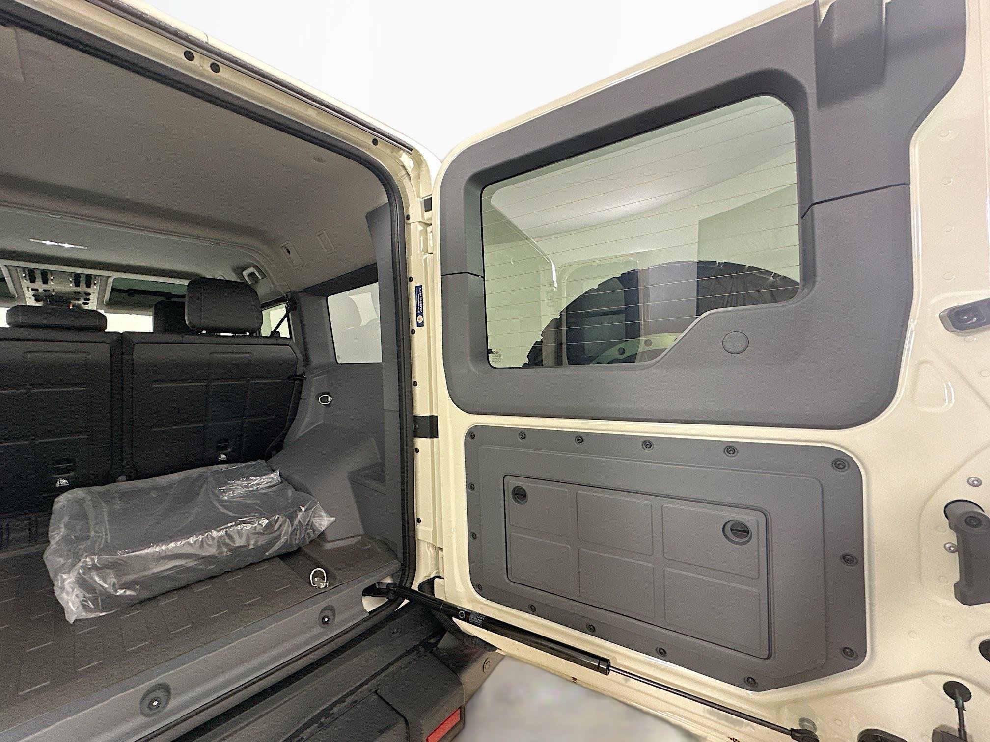New 2025 INEOS Grenadier Station Wagon AWD/4WD image 44