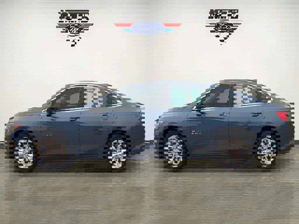 Used 2024 Chevrolet Malibu LT image 2