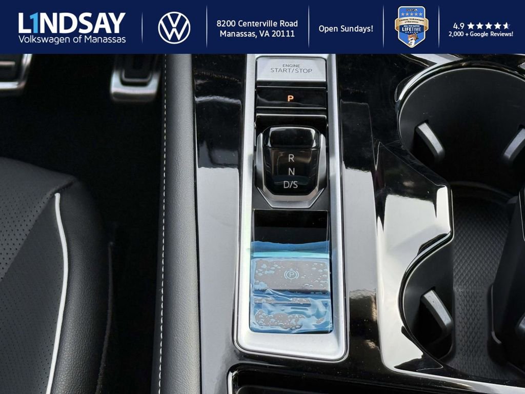 New 2026 Volkswagen Atlas Cross Sport SEL Premium R-Line image 15