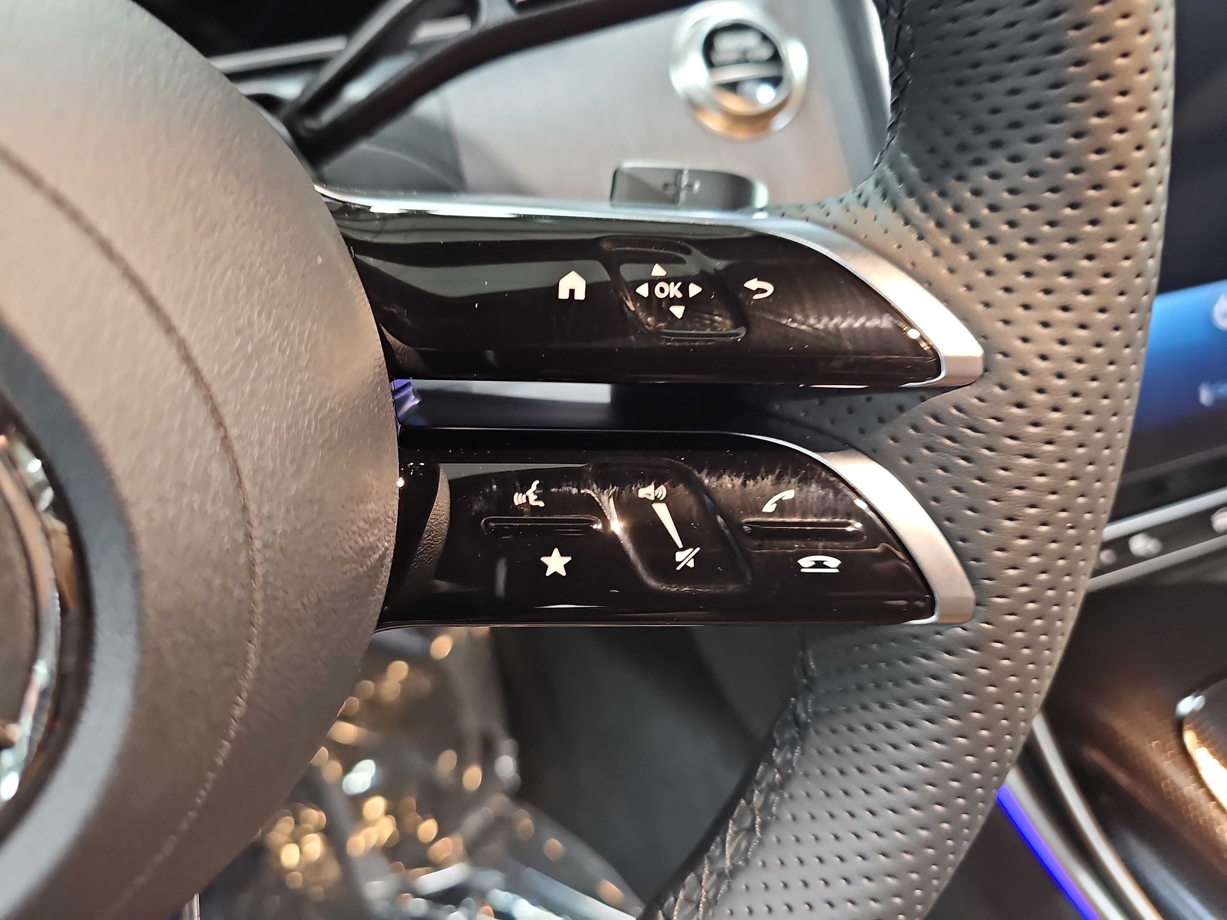 New 2026 Mercedes-Benz CLE 450 4MATIC Cabriolet image 20