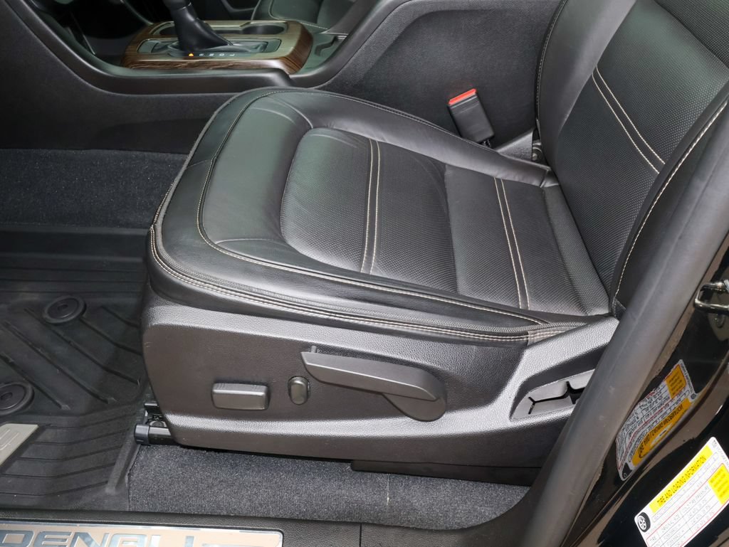 Used 2020 GMC Canyon Denali AWD/4WD image 19