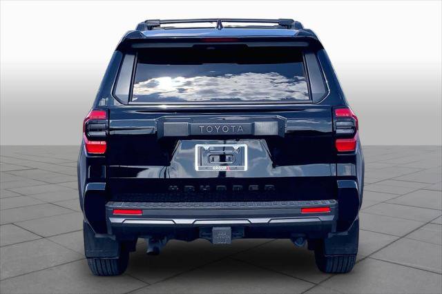 Certified 2025 Toyota 4Runner SR5 AWD/4WD image 5