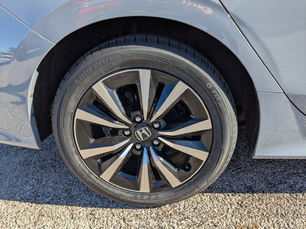 Used 2024 Honda Civic EX image 17