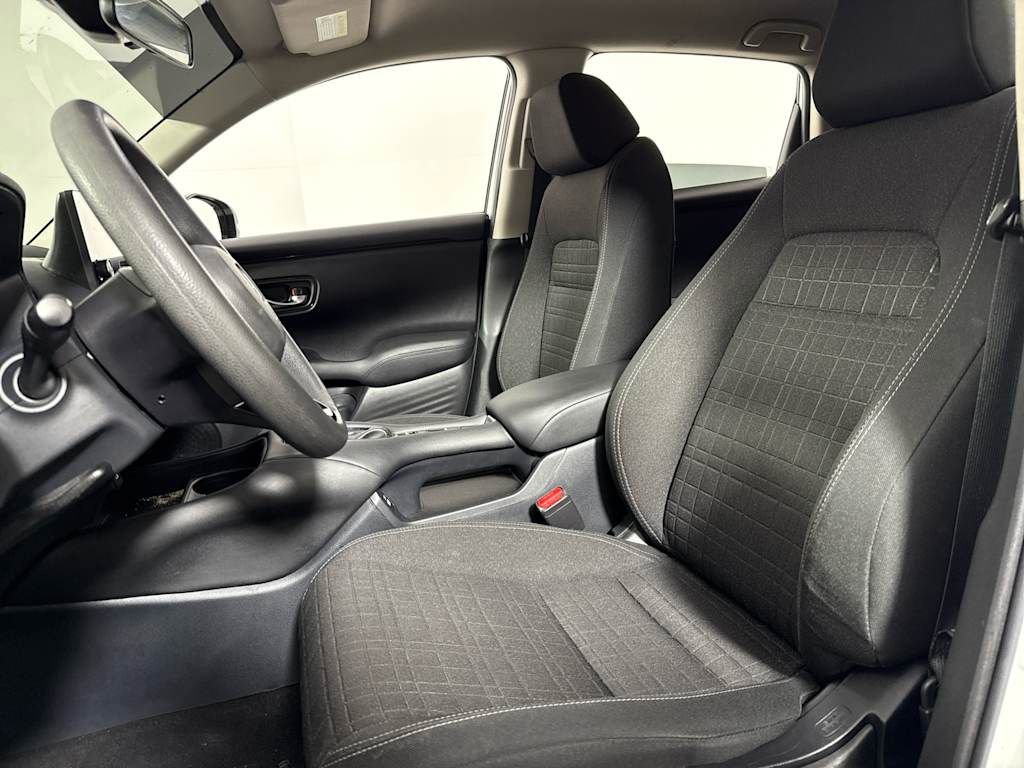 Used 2023 Honda HR-V LX image 12