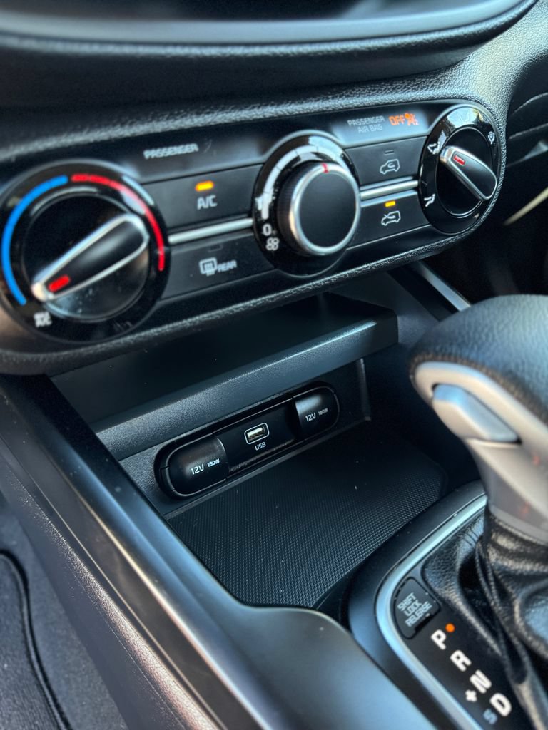 Used 2024 Kia Soul LX w/ Option Group 015 FWD image 22